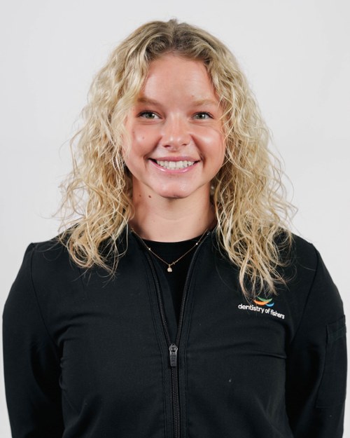 Aubry- dental assistant in Fishers, IN